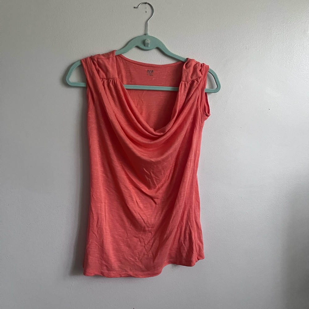 Coral Apt 9 shirted tee. Found no flaws! Slightly dressy T-shirt.